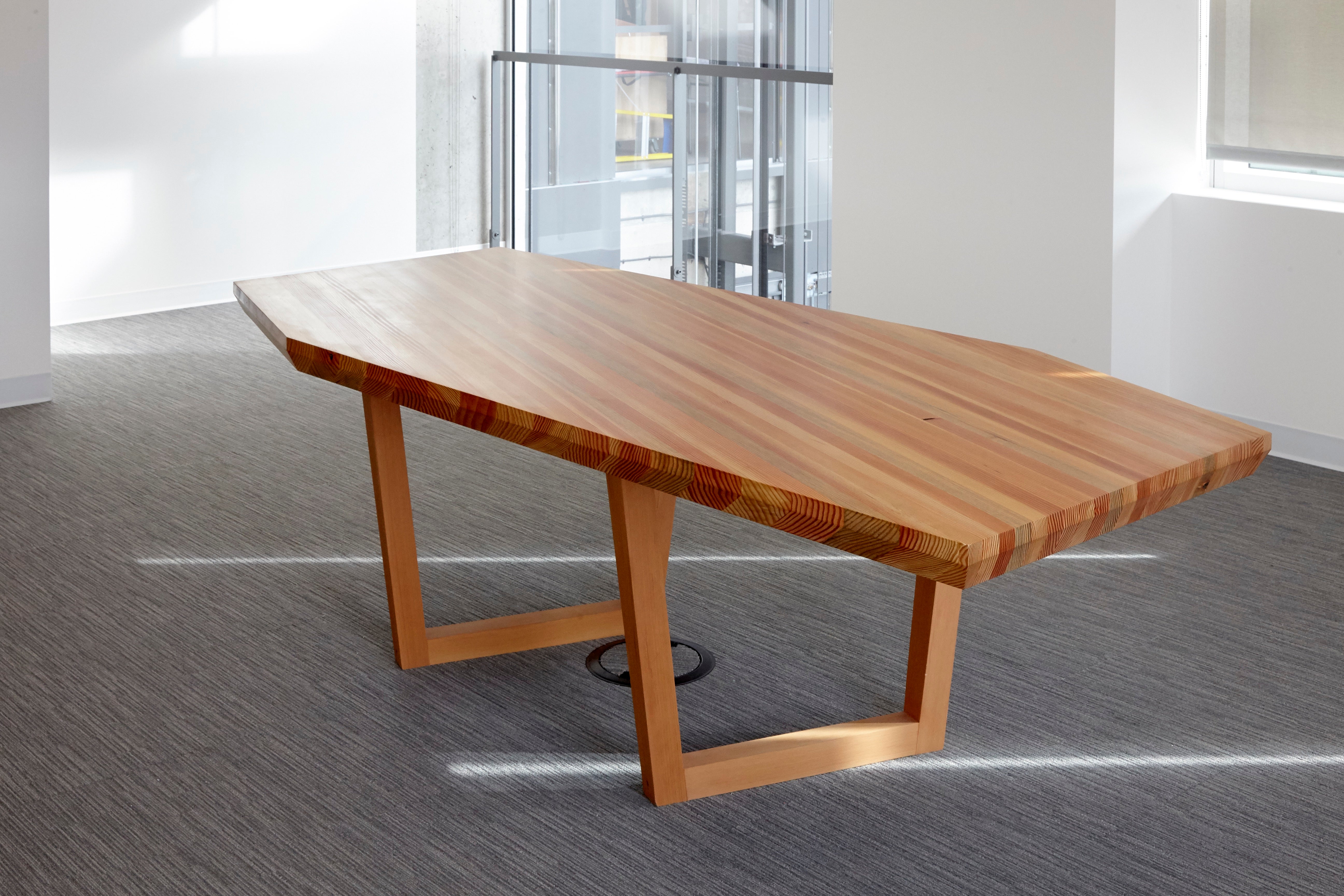 Kaiwa Table