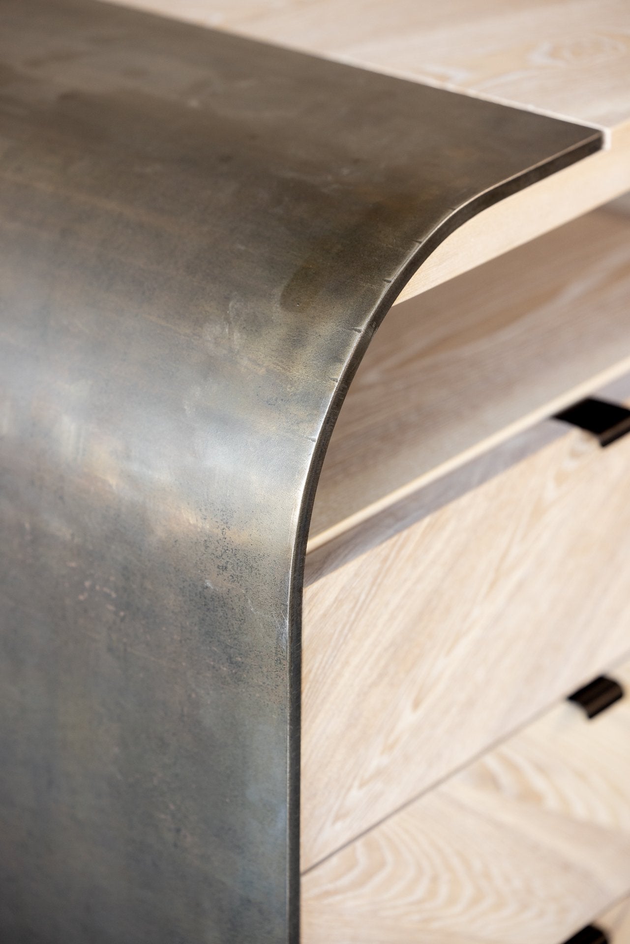 Aurora Desk