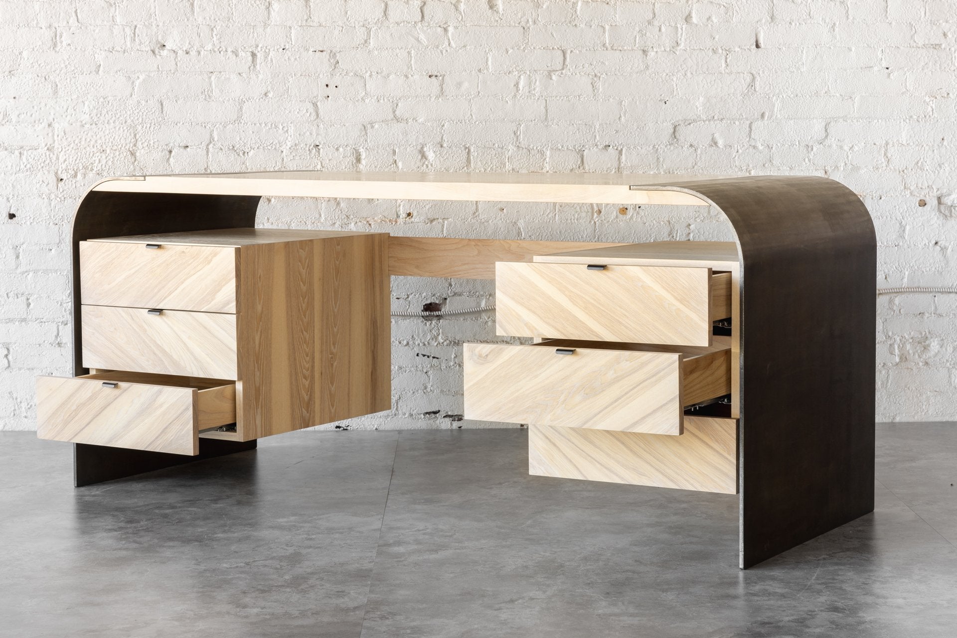Aurora Desk