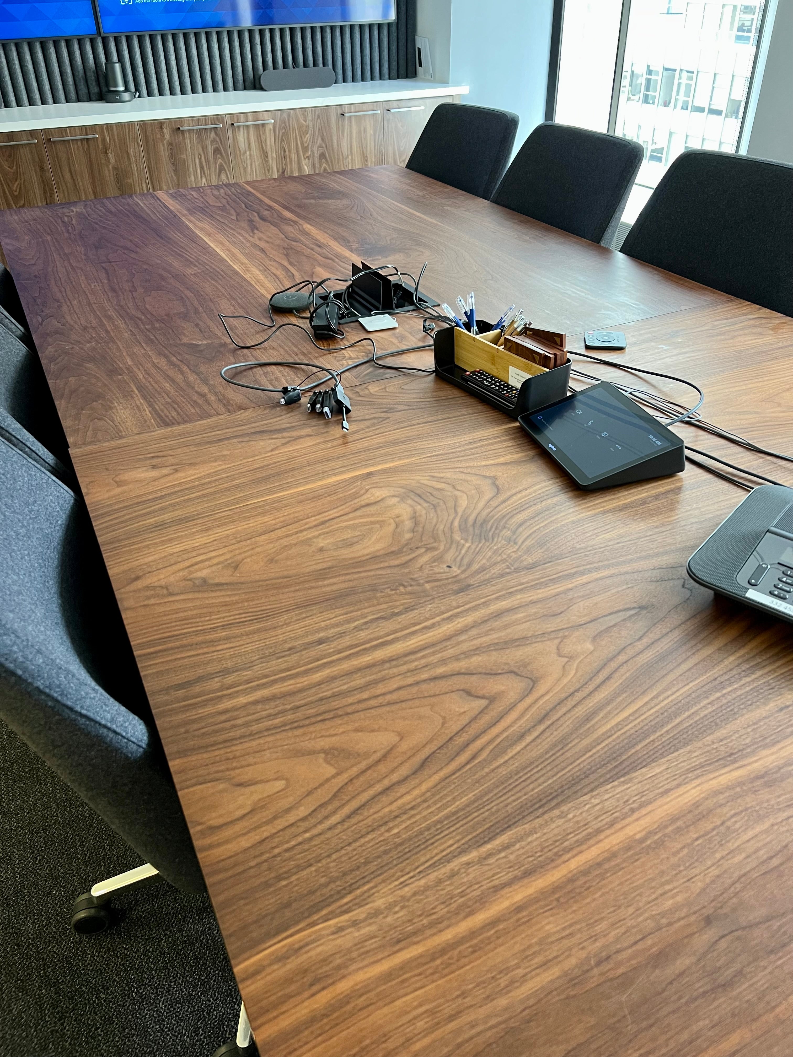 Georgia Boardroom table