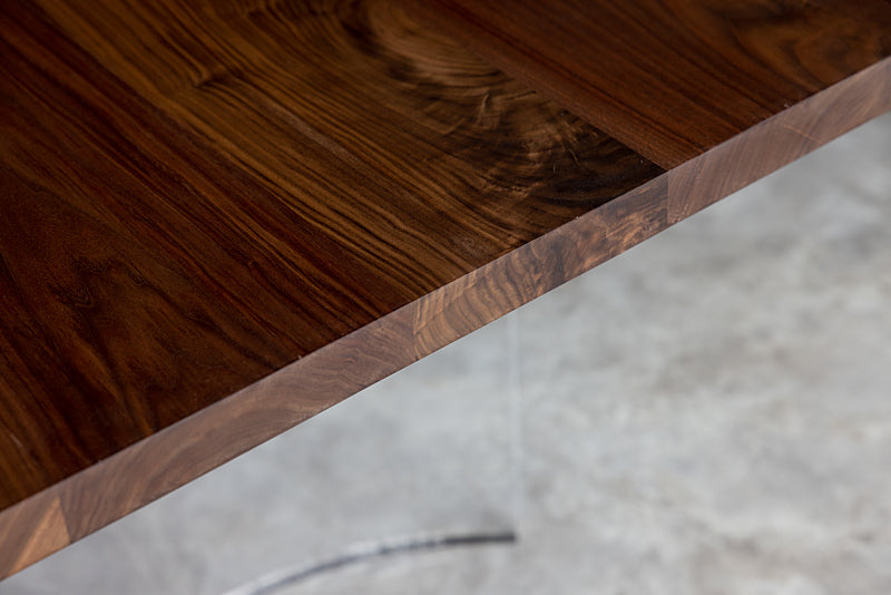 Ban Transparent table