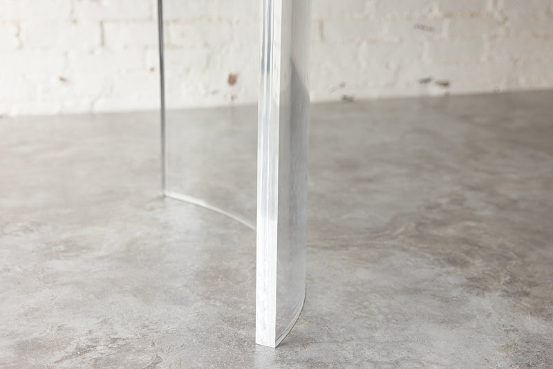 Ban Transparent table